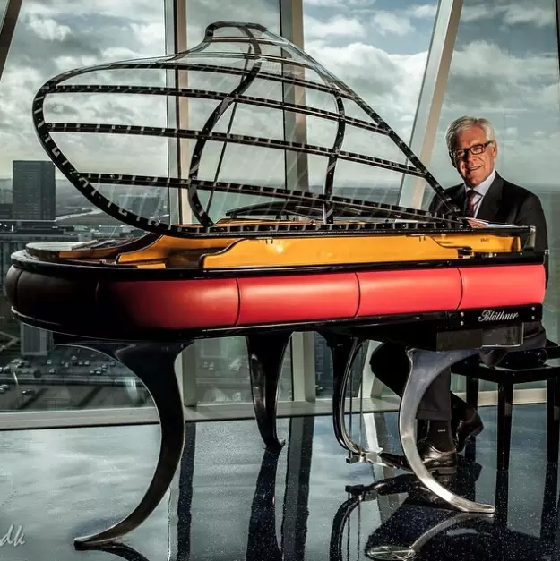 它，實現(xiàn)了80年前人們的“假想未來”！